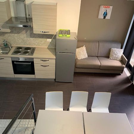 Hh Hermoso Housing Valenza Exterior photo
