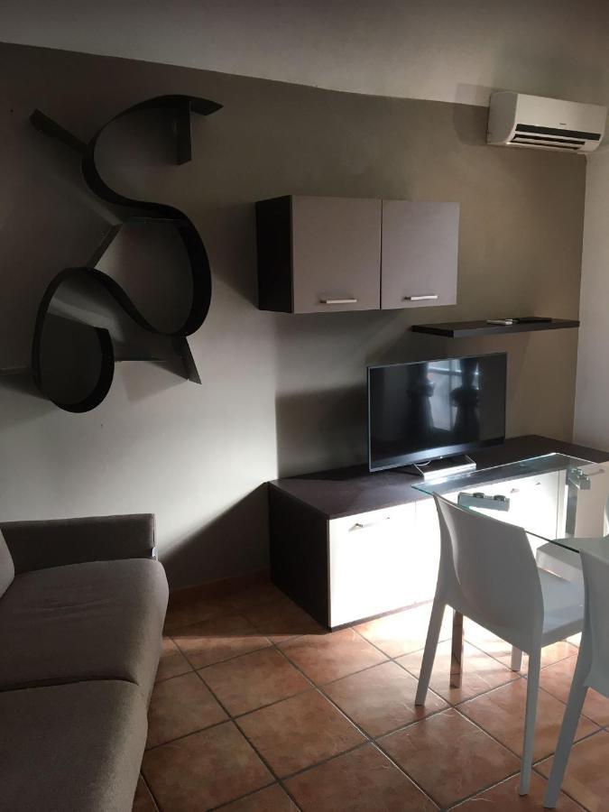 Hh Hermoso Housing Valenza Exterior photo