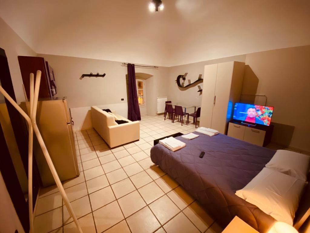 Hh Hermoso Housing Valenza Exterior photo